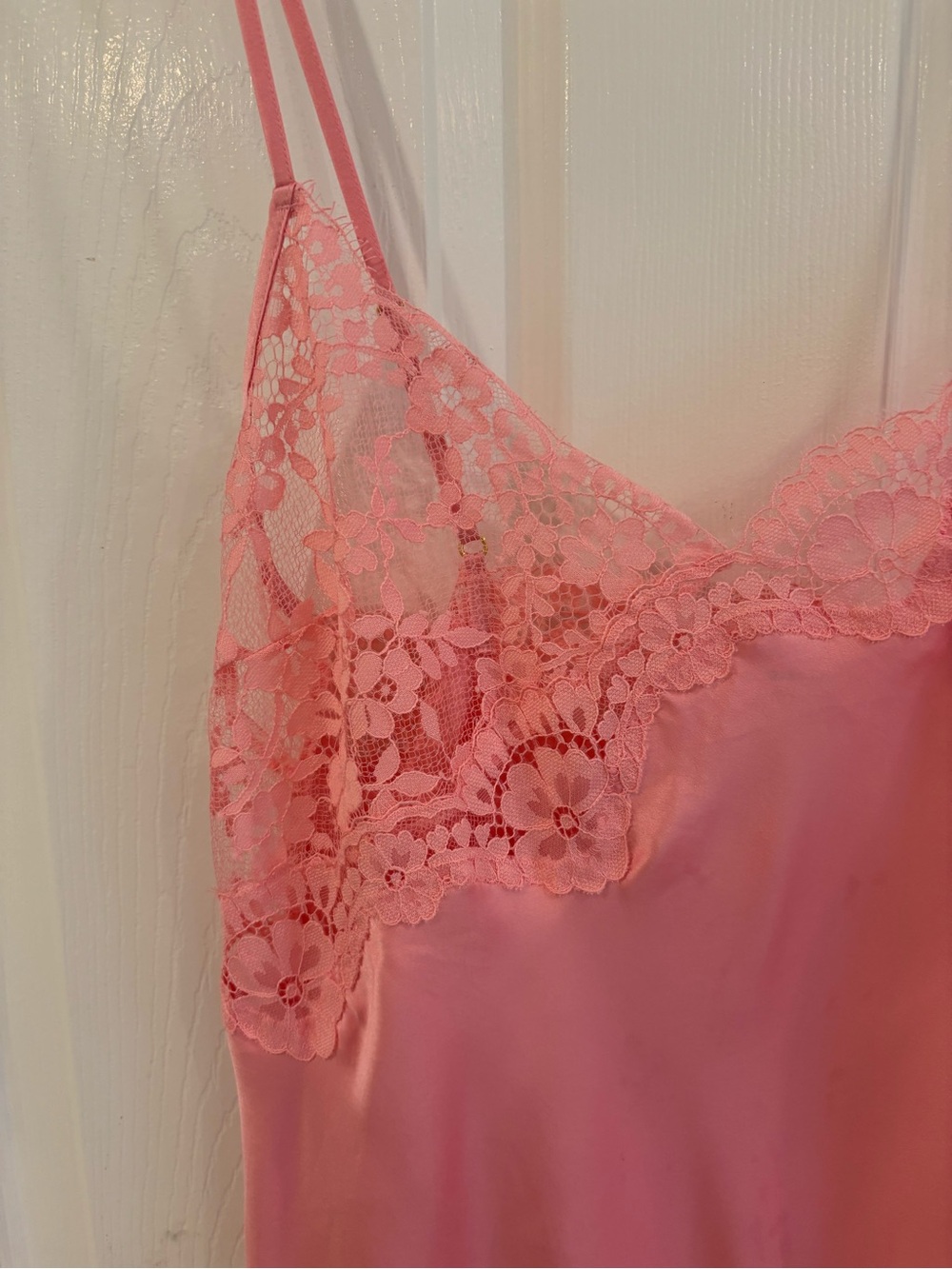 Victoria’s Secret Lace Slip M - Picture 3 of 5